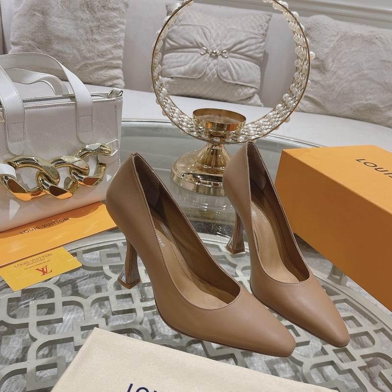 LV Women's Shoes 280